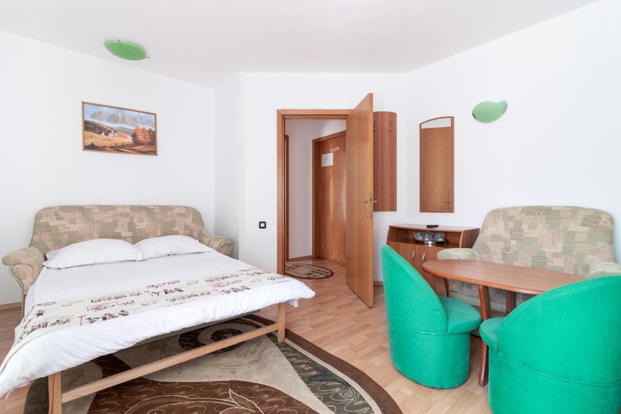מלון בראשוב Casa Din Noua מראה חיצוני תמונה